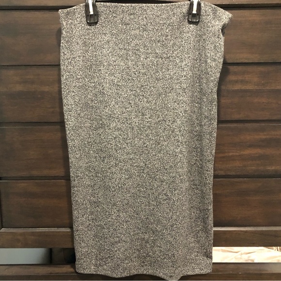 Old Navy Jersey Knit Midi Pencil Skirt - Picture 4 of 8